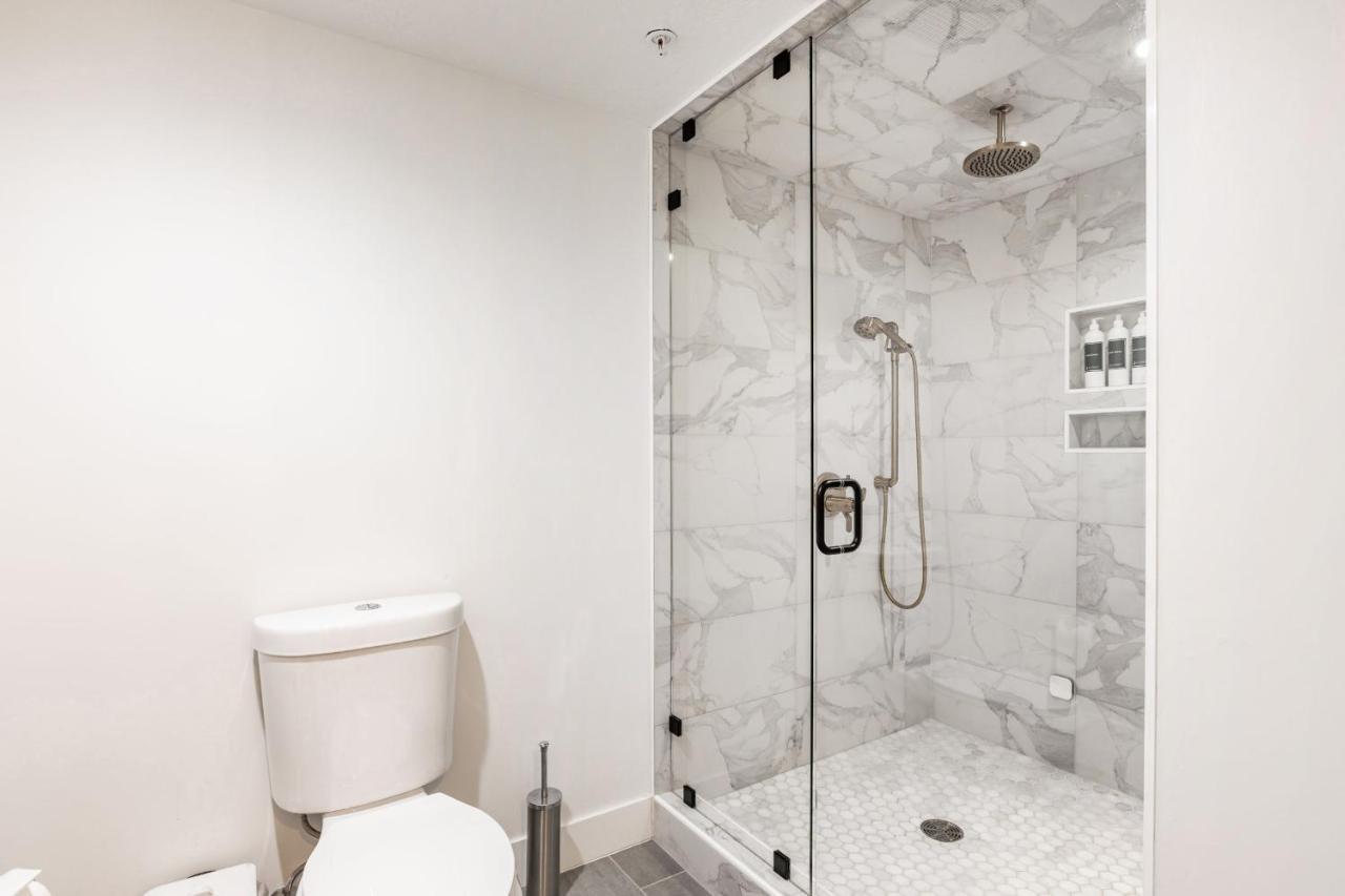 2 Bedroom Condominium Spa #209