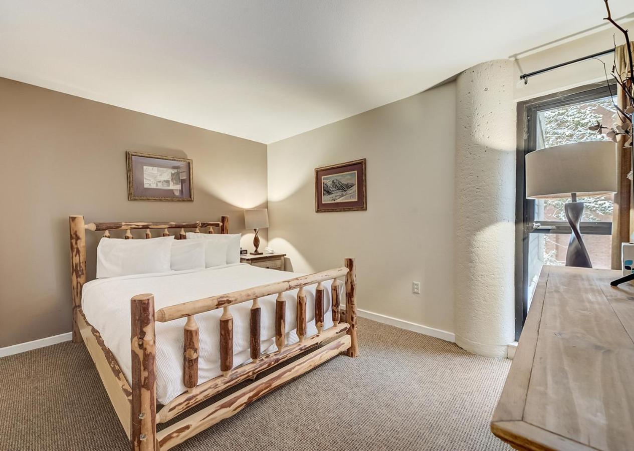 3 Bedroom Condominium #506