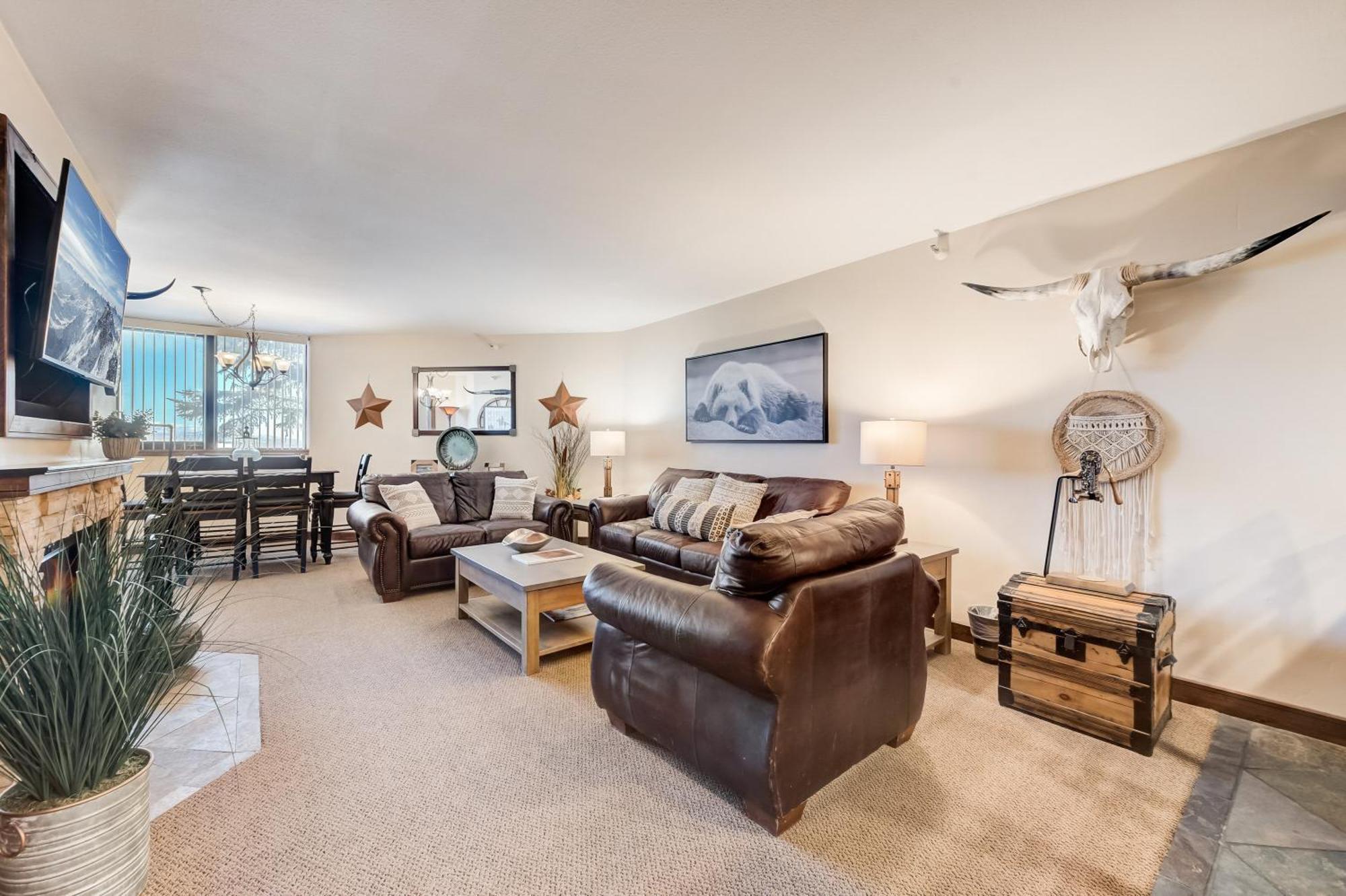 1 Bedroom Condominium