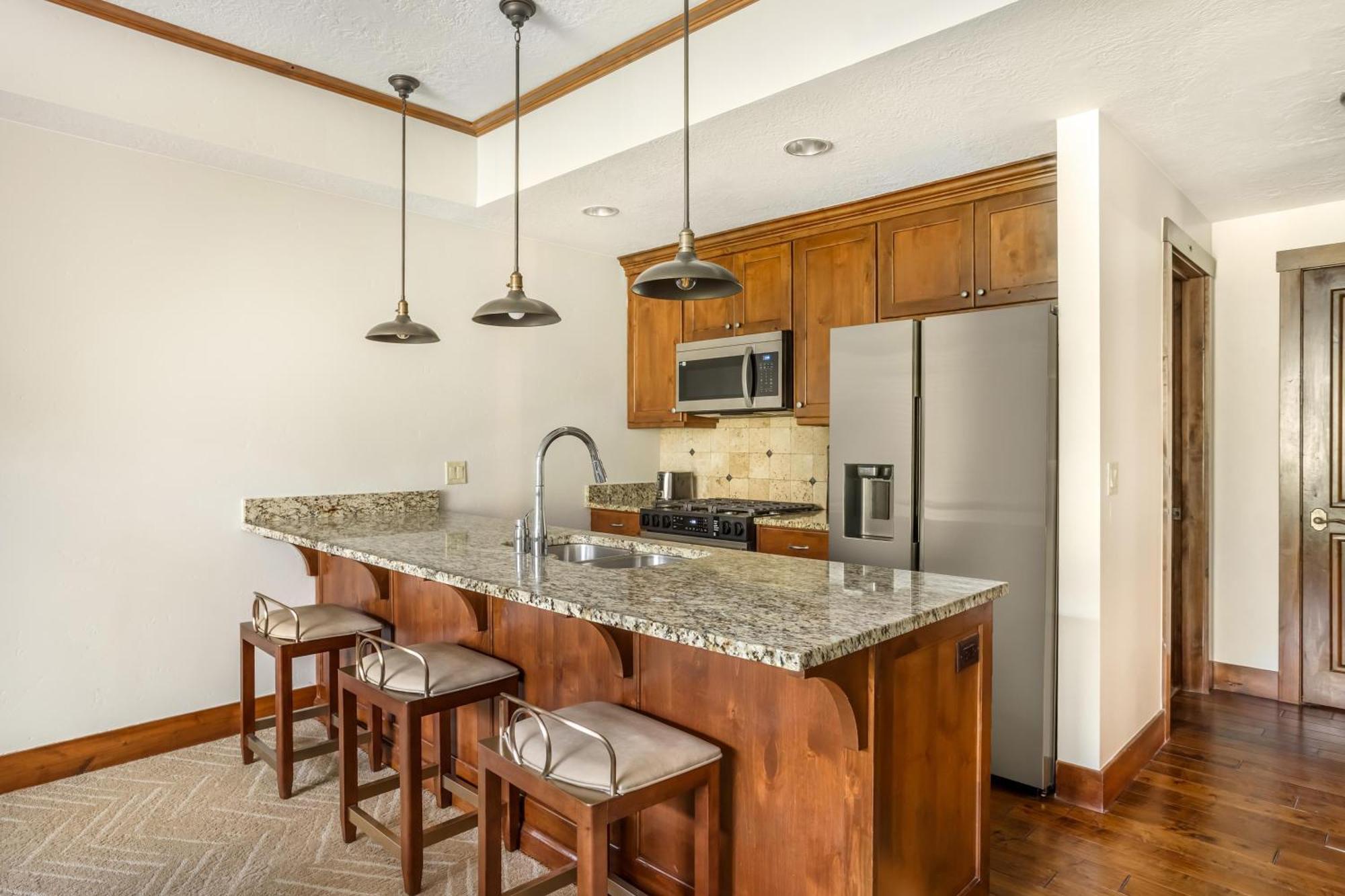 One-Bedroom King Premier Suite Balcony