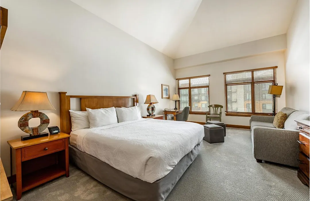 Sundial Lodge By All Seasons Resort Lodging-1