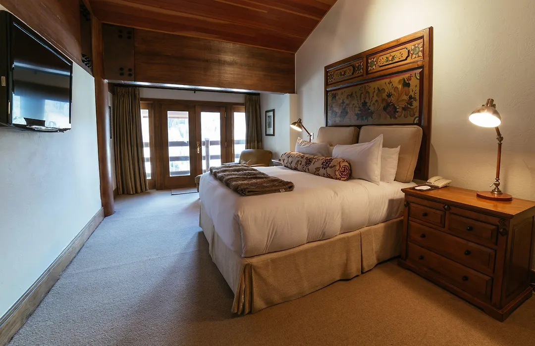 Flagstaff Three Bedroom Suite With Majestic Mountain Views Condo-1