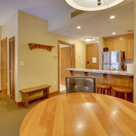 Ski-In/Ski-Out Studio At Sundial Lodge W/ Hot Tub!-3