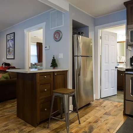Bubba'S Blue Bungalow Walk To Lifts And Main St-3