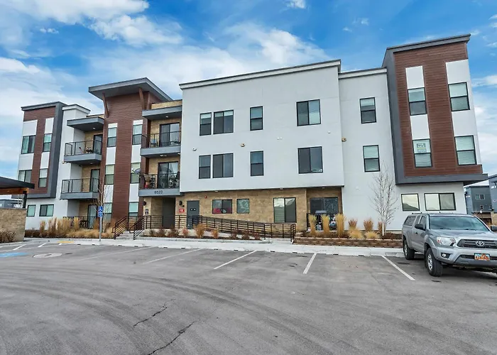Newly Built Modern Park City Getaway L Zen By Stay