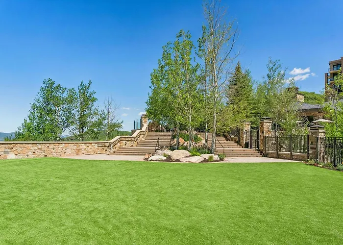 Park City HotelsSt. Regis Deer Valley