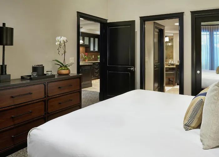 Waldorf Astoria Park Stadt